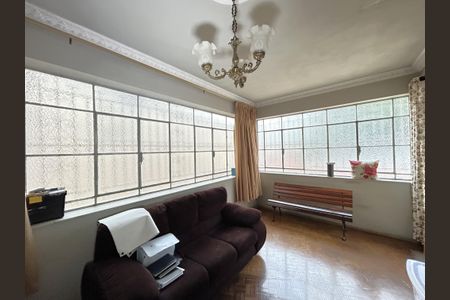 Casa à venda com 121m², 4 quartos e 3 vagasSala 2