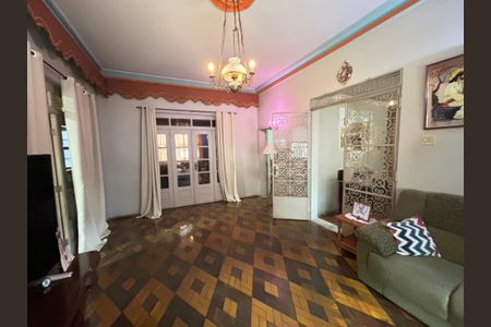 Casa à venda com 121m², 4 quartos e 3 vagasSala 1