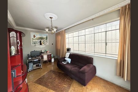 Casa à venda com 121m², 4 quartos e 3 vagasSala 2