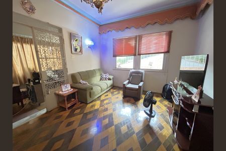 Casa à venda com 121m², 4 quartos e 3 vagasSala 1