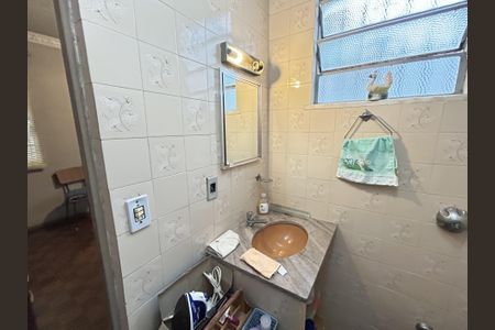 Casa à venda com 121m², 4 quartos e 3 vagasBanheiro da Suíte