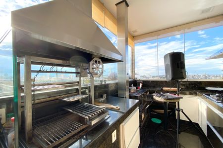 Apartamento à venda com 230m², 4 quartos e 4 vagas Apartamento à venda com 230m², 4 quartos e 4 vagasEspaço Gourmet