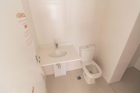 Apartamento para alugar com 70m², 2 quartos e 1 vaga Apartamento para alugar com 70m², 2 quartos e 1 vagaBanheiro