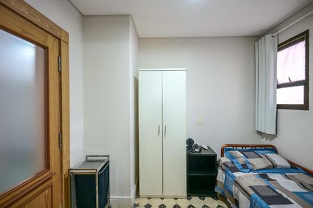 Casa para alugar com 35m², 2 quartos e 2 vagasSuíte