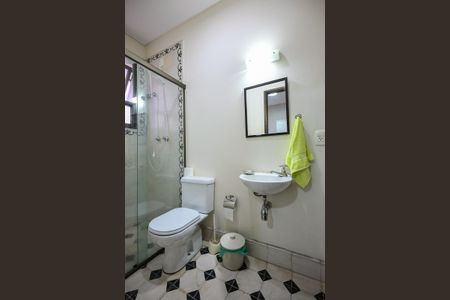 Casa para alugar com 35m², 2 quartos e 2 vagasBanheiro Suíte 