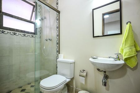 Casa para alugar com 35m², 2 quartos e 2 vagasBanheiro Suíte 