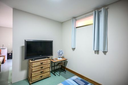 Casa para alugar com 35m², 2 quartos e 2 vagasQuarto