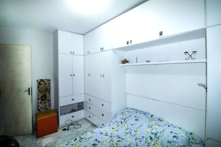 Quarto 1 de apartamento à venda com 2 quartos, 45m² em Olaria, Rio de Janeiro