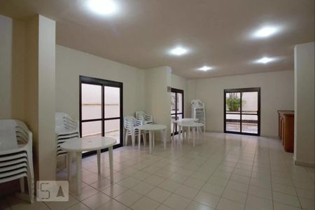 Apartamento para alugar com 30m², 1 quarto e sem vagaÁrea comum - Salão de festas