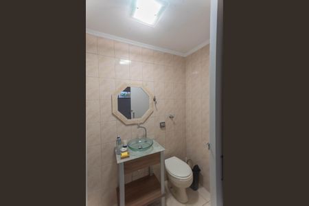 Casa de condomínio à venda com 135m², 3 quartos e 2 vagas Casa de condomínio à venda com 135m², 3 quartos e 2 vagasBanheiro de serviço