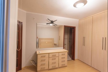 Casa de condomínio à venda com 135m², 3 quartos e 2 vagas Casa de condomínio à venda com 135m², 3 quartos e 2 vagasSuíte