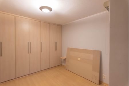 Casa de condomínio à venda com 135m², 3 quartos e 2 vagas Casa de condomínio à venda com 135m², 3 quartos e 2 vagasSuíte