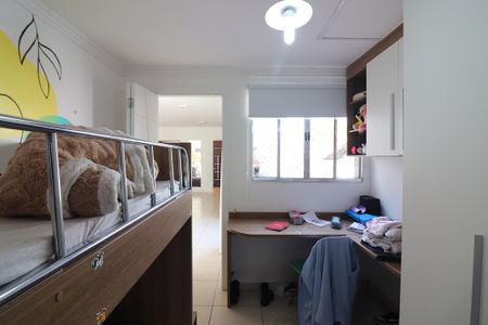 Casa à venda com 300m², 5 quartos e 2 vagasQuarto 2