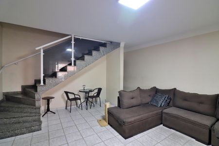 Casa à venda com 300m², 5 quartos e 2 vagasSala
