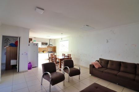 Casa à venda com 300m², 5 quartos e 2 vagasSala/Cozinha Casa 2