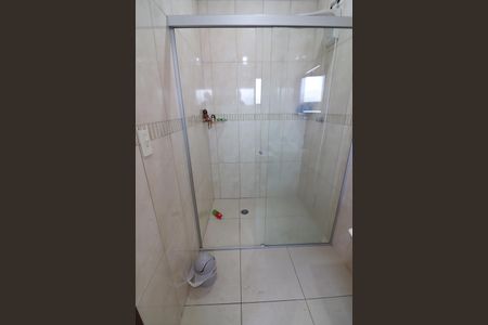 Casa à venda com 300m², 5 quartos e 2 vagasQuarto 1 - Suíte Banheiro Casa 2