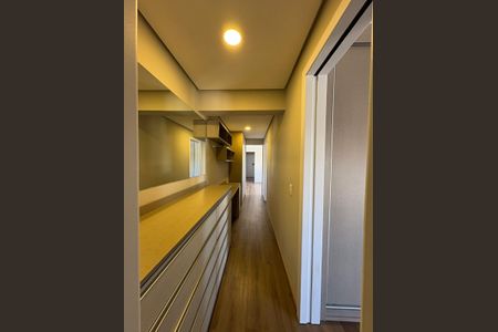 Apartamento à venda com 76m², 2 quartos e 1 vagaCorredor