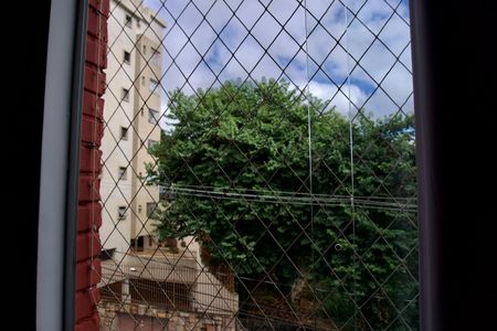 Apartamento à venda com 75m², 2 quartos e 1 vagaSala - Janela