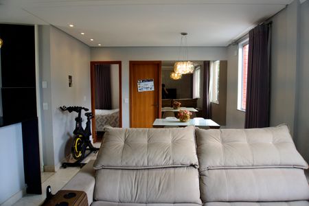 Sala de apartamento à venda com 2 quartos, 75m² em Vila Paris, Belo Horizonte