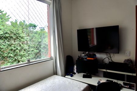 Apartamento à venda com 75m², 2 quartos e 1 vagaQuarto 2