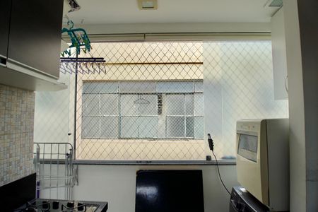 Apartamento à venda com 75m², 2 quartos e 1 vagaCozinha - Janela