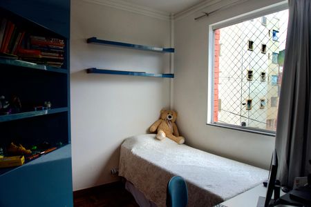 Apartamento à venda com 75m², 2 quartos e 1 vagaQuarto 2