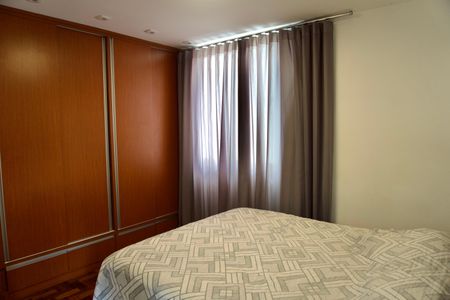 Apartamento à venda com 75m², 2 quartos e 1 vagaSuíte