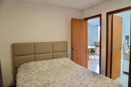 Apartamento à venda com 75m², 2 quartos e 1 vagaSuíte