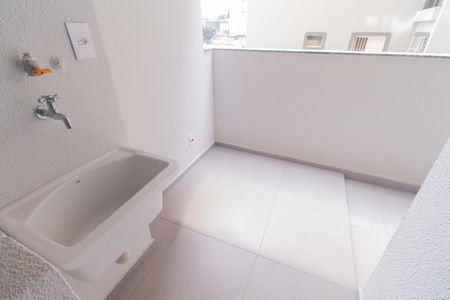 Apartamento para alugar com 75m², 2 quartos e 1 vaga Apartamento para alugar com 75m², 2 quartos e 1 vagaÁrea de Serviço
