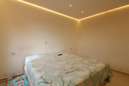 Casa à venda com 2 quartos, 98m² em Jardim Fernandes, São Paulo