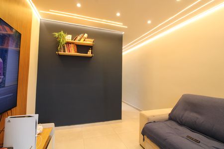 Casa à venda com 2 quartos, 98m² em Jardim Fernandes, São Paulo