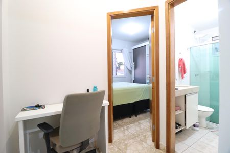 Apartamento para alugar com 2 quartos, 59m² em Santa Mônica, Uberlândia