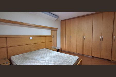 Suíte de casa para alugar com 1 quarto, 23m² em Jardim Sao Caetano, São Caetano do Sul