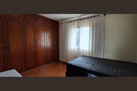 Quarto de casa para alugar com 1 quarto, 20m² em Jardim Sao Caetano, São Caetano do Sul