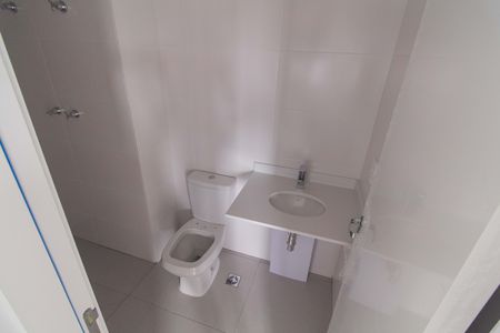 Apartamento para alugar com 40m², 1 quarto e sem vaga Apartamento para alugar com 40m², 1 quarto e sem vagaBanheiro da Suíte