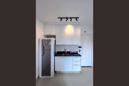 Studio para alugar com 24m², 1 quarto e sem vaga Studio para alugar com 24m², 1 quarto e sem vagaCozinha