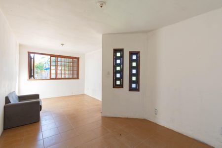 Casa para alugar com 98m², 2 quartos e 2 vagas