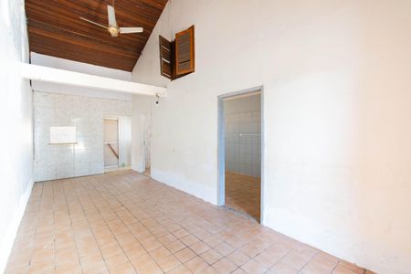 Casa para alugar com 98m², 2 quartos e 2 vagas