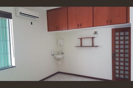 Casa à venda com 400m², 3 quartos e 6 vagasFoto 59