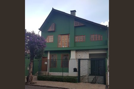 Casa à venda com 400m², 3 quartos e 6 vagasFoto 01