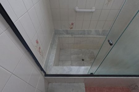 Apartamento para alugar com 130m², 3 quartos e 1 vagaBanheiro com Banheira