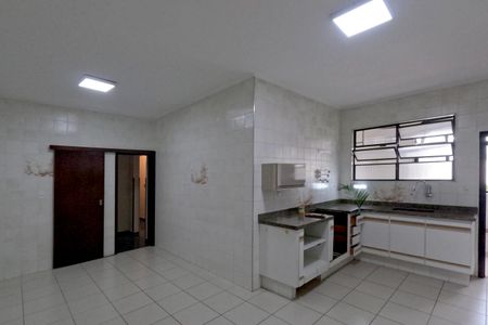 Apartamento para alugar com 130m², 3 quartos e 1 vagaCozinha