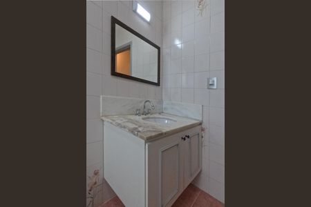 Apartamento para alugar com 130m², 3 quartos e 1 vagaBanheiro com Banheira