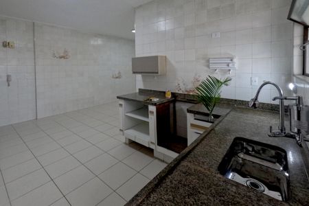 Apartamento para alugar com 130m², 3 quartos e 1 vagaCozinha