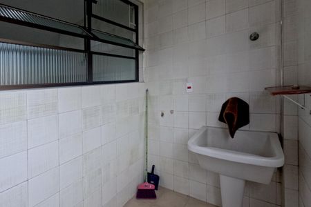 Apartamento para alugar com 130m², 3 quartos e 1 vagaÁrea de Serviço