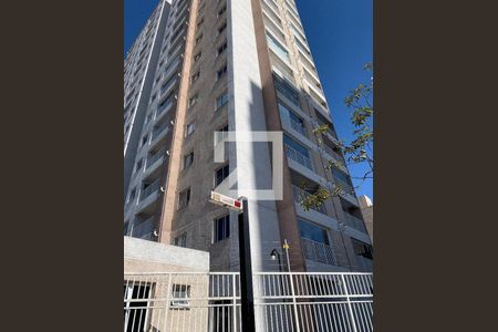 Apartamento para alugar com 43m², 2 quartos e 1 vagaFachada e portaria