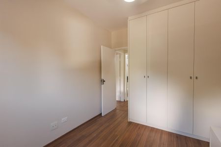 Apartamento para alugar com 64m², 2 quartos e 1 vagaQuarto