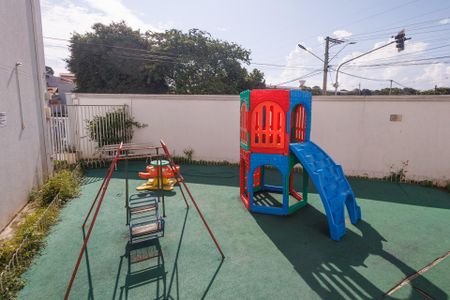 Apartamento para alugar com 64m², 2 quartos e 1 vagaÁrea comum - Playground