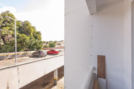 Apartamento para alugar com 64m², 2 quartos e 1 vagaVaranda