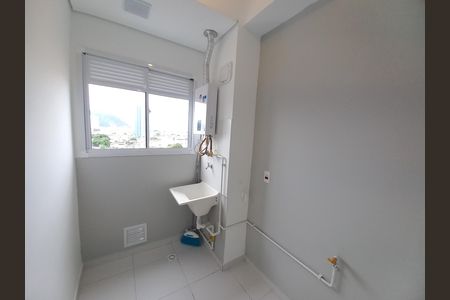 Apartamento para alugar com 39m², 2 quartos e sem vaga Apartamento para alugar com 39m², 2 quartos e sem vagaCozinha e Área de Serviço